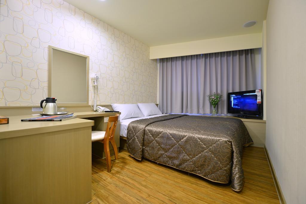 Ing Wang Hotel Тайнань Экстерьер фото