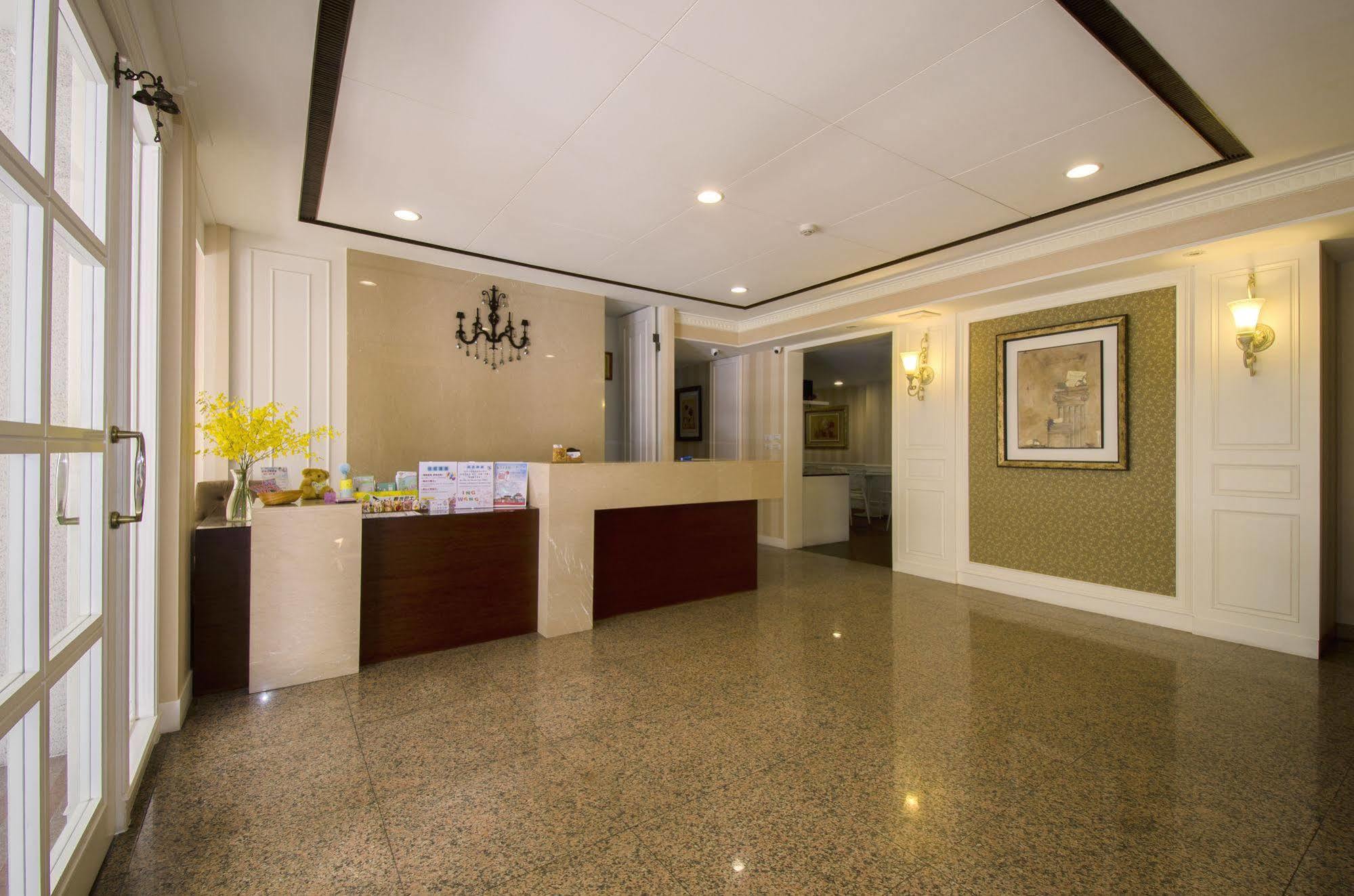 Ing Wang Hotel Тайнань Экстерьер фото